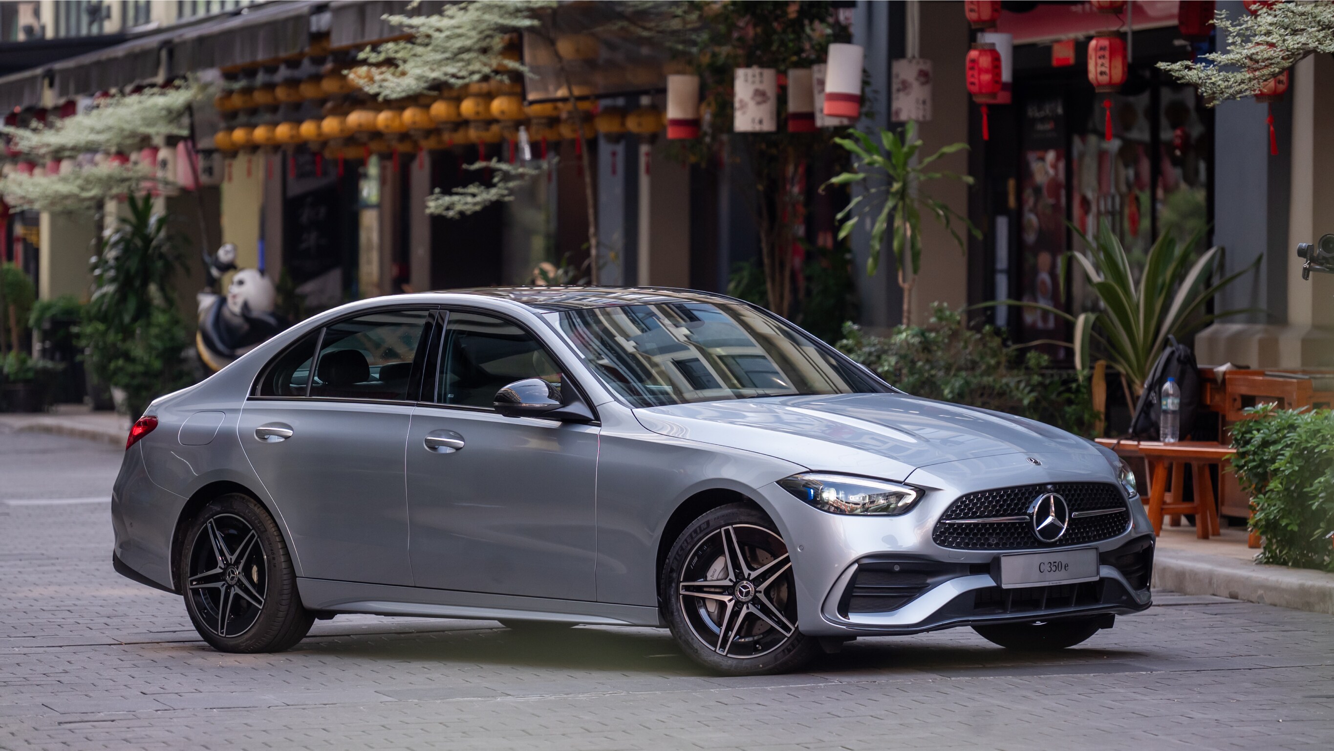 The best of all worlds The new C Class Plug in Hybrid